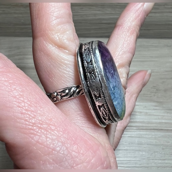 Handmade Sterling Silver Natural Rainbow Solar Quartz Cocktail Ring, Size 7.5 - Picture 8 of 9